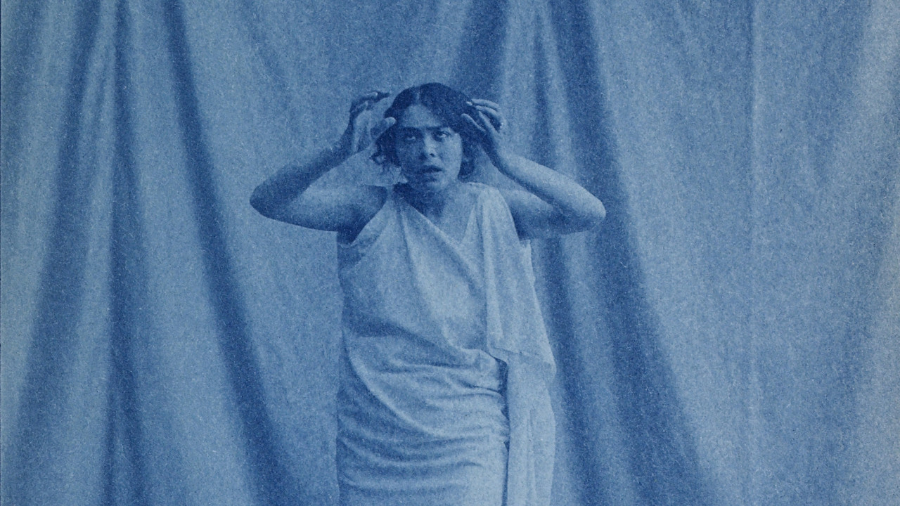 Magdeleine G. unter Hypnose tanzend, Foto: Fred Boissonnas, 1903, © Bibliothèque de Genève